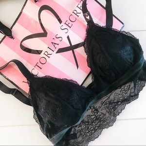 Victoria’s Secret black lace bra